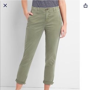 Girlfriend chino green pants
